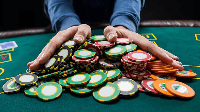 Muốn làm người chơi Poker giỏi bạn cần học điều gì là quan trọng?