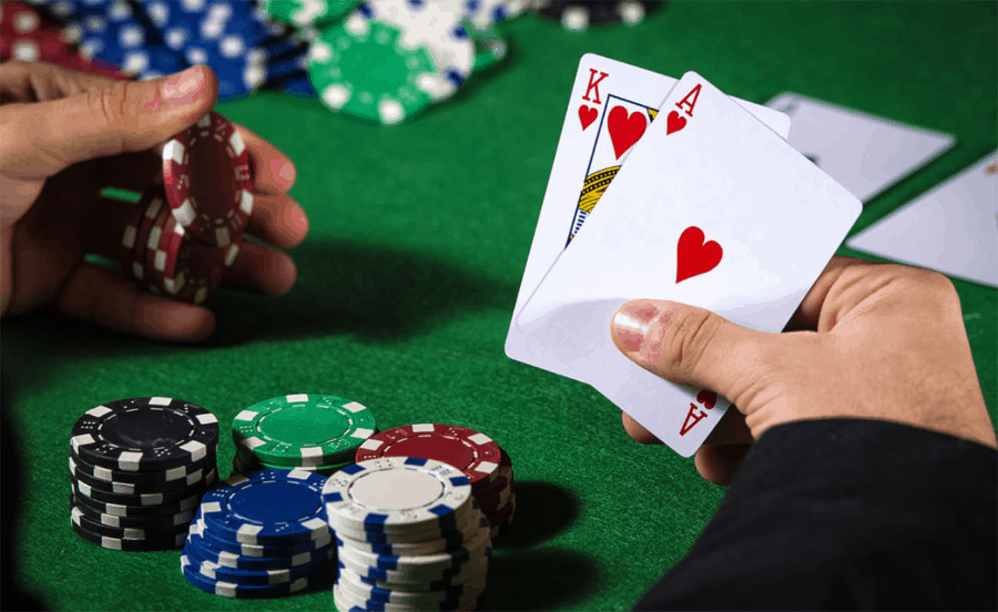 Làm thế nào để trở thành một cao thủ tuyệt vời trong game Poker