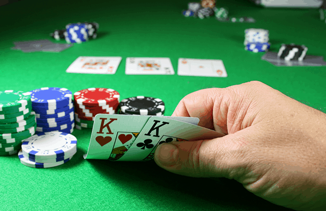 Chia sẻ cách chơi Baccarat và một số kinh nghiệm quý báu