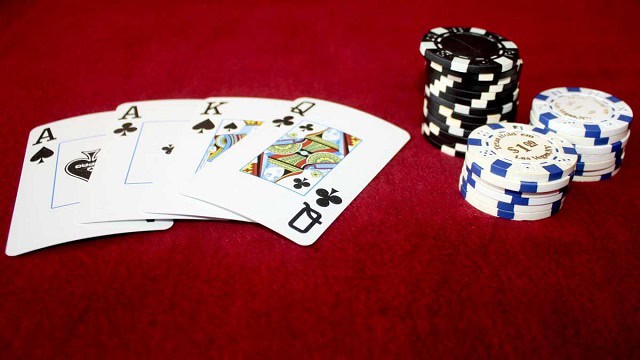 Trang bị những kỹ năng cần thiết khi chơi Poker?