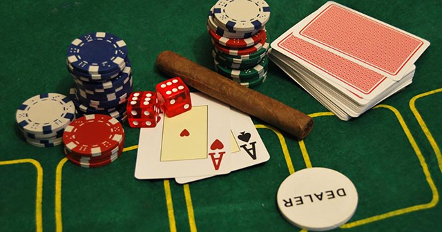 Những kinh nghiệm cần thiết để chinh chiến bài Poker mà không lo bị thua