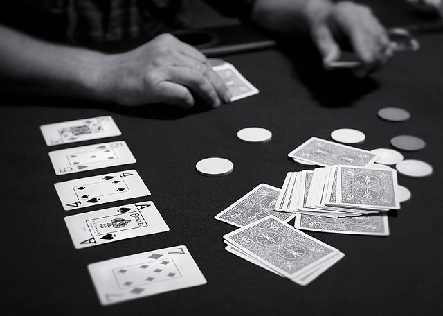 Ở Việt Nam poker có phải là game bài có phát triển không?